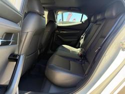 2025 Mazda 3 G25 Astina