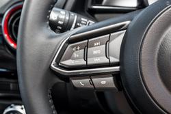 2025 Mazda 2 G15 Evolve