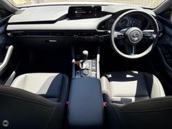 2025 Mazda 3 G25 Astina