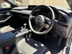 2025 Mazda 3 G25 Astina