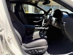 2025 Mazda 3 G25 Astina