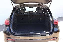 2025 Mercedes-Benz GLC-Class GLC300