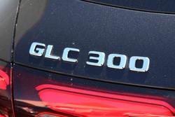2025 Mercedes-Benz GLC-Class GLC300