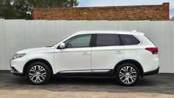 2018 Mitsubishi Outlander LS