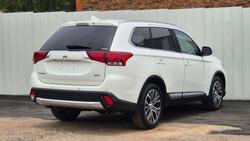 2018 Mitsubishi Outlander LS