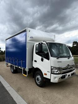 2025 Hino 300 Series 921