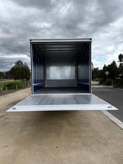 2025 Hino 300 Series 921