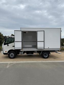 2025 Hino 300 Series 921