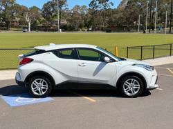 2022 Toyota C-HR GXL