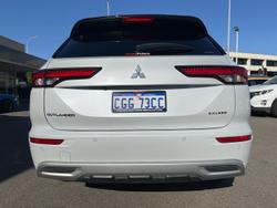 2023 Mitsubishi Outlander Exceed Tourer