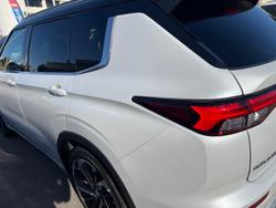 2023 Mitsubishi Outlander Exceed Tourer