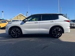 2023 Mitsubishi Outlander Exceed Tourer