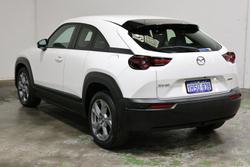 2022 Mazda MX-30 G20e Evolve