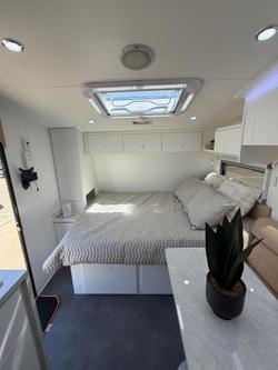 2025 Olympic Javelin X8 Bunks Semi Off-Road