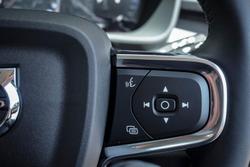 2025 Volvo XC40 Ultra B4 Bright