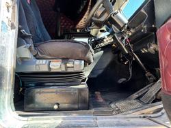 2016 Kenworth K200 Big Cab 6X4 Prime Mover **Service History**