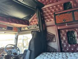 2016 Kenworth K200 Big Cab 6X4 Prime Mover **Service History**