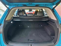 2023 MG HS Essence X