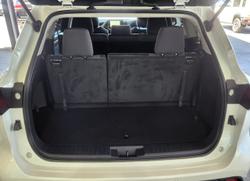 2024 Toyota Kluger GX