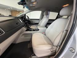 2019 Kia Carnival Si