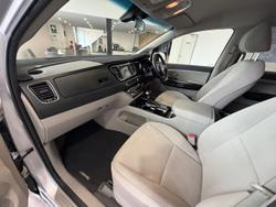 2019 Kia Carnival Si