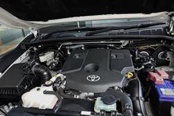 2020 Toyota Hilux Rogue