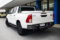 2020 Toyota Hilux Rogue