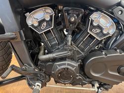 2018 Indian SCOUT BOBBER THUNDER BLACK Black