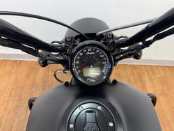 2018 Indian SCOUT BOBBER THUNDER BLACK Black