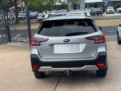 2022 Subaru Outback AWD Touring