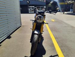 2025 Triumph Speed 400 Speed Four Grey