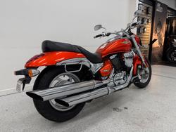 2009 Suzuki VZ800 (BOULEVARD M50) Orange