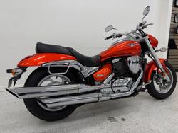 2009 Suzuki VZ800 (BOULEVARD M50) Orange