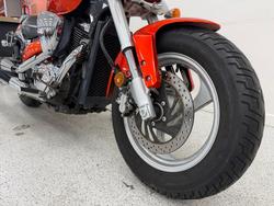 2009 Suzuki VZ800 (BOULEVARD M50) Orange