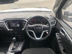 2023 Isuzu D-MAX LS-M