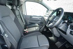 2025 Volkswagen Transporter TDI390