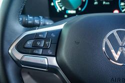 2025 Volkswagen Transporter TDI390