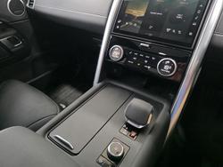 2021 Land Rover Discovery D300 R-Dynamic SE