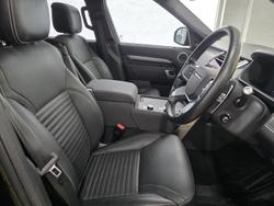 2021 Land Rover Discovery D300 R-Dynamic SE