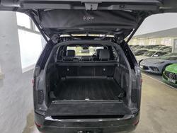 2021 Land Rover Discovery D300 R-Dynamic SE