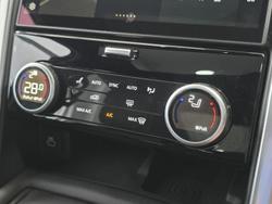 2021 Land Rover Discovery D300 R-Dynamic SE