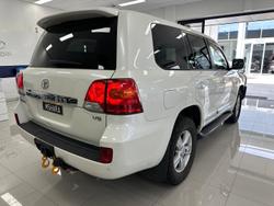 2012 Toyota Landcruiser Sahara VDJ200R MY10 4X4 Constant Glacier White