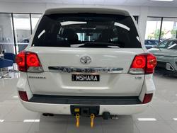 2012 Toyota Landcruiser Sahara VDJ200R MY10 4X4 Constant Glacier White