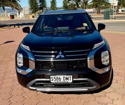 2025 Mitsubishi Outlander Exceed Tourer