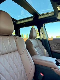 2025 Mitsubishi Outlander Exceed Tourer