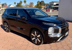 2025 Mitsubishi Outlander Exceed Tourer