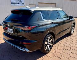 2025 Mitsubishi Outlander Exceed Tourer