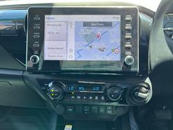 2025 Toyota Hilux SR5 48V GUN126R 4X4 Dual Range Glacier White