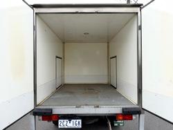 2018 Toyota Hilux Workmate TGN121R 4x2 Glacier White