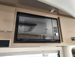 2020 JB Caravans Scorpion Sting 20'6 Rd Cafe